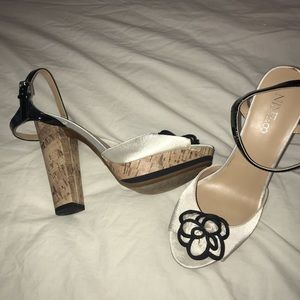NINE&co white and black heels